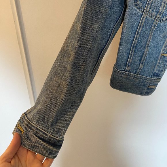 NWOT TNA Cropped Denim Jean Jacket S - Picture 3 of 5